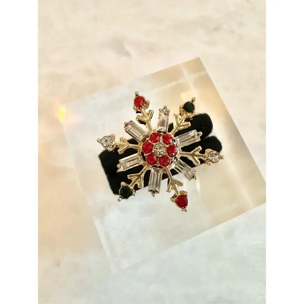 Ruby red snowflake adjustable ring - Picture 2 of 3